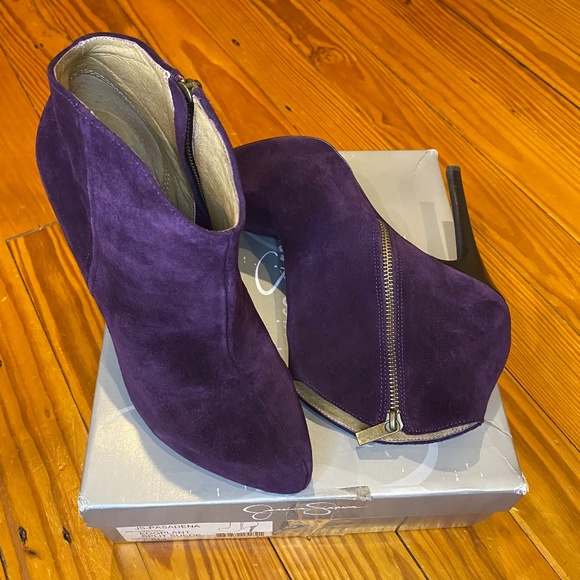 Jessica Simpson Pasadena Ankle Booties, Eggplant Suede, Sz. 7.5M. - Picture 2 of 16